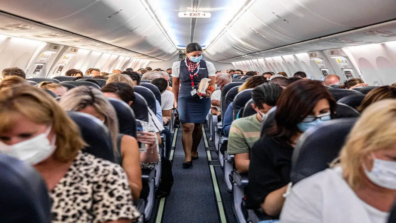 How To Access The List Of Passengers On A Flight In Advance