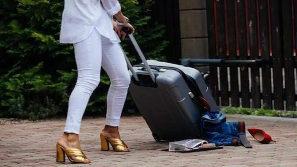 Can Suitcase Burst Understanding The Risks