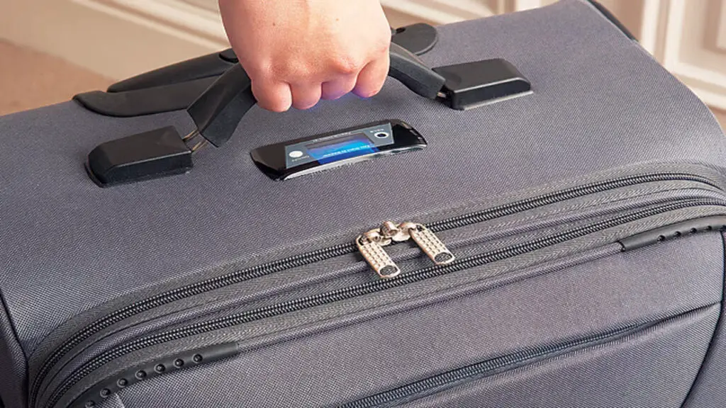 Does Luggage Weight Include The Suitcase Facts Revealed