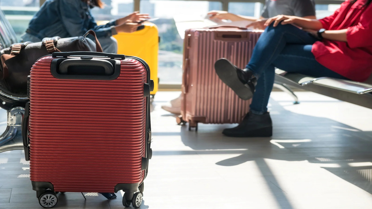 Do Airlines Really Measure Carry On Luggage Unveiling the Truth