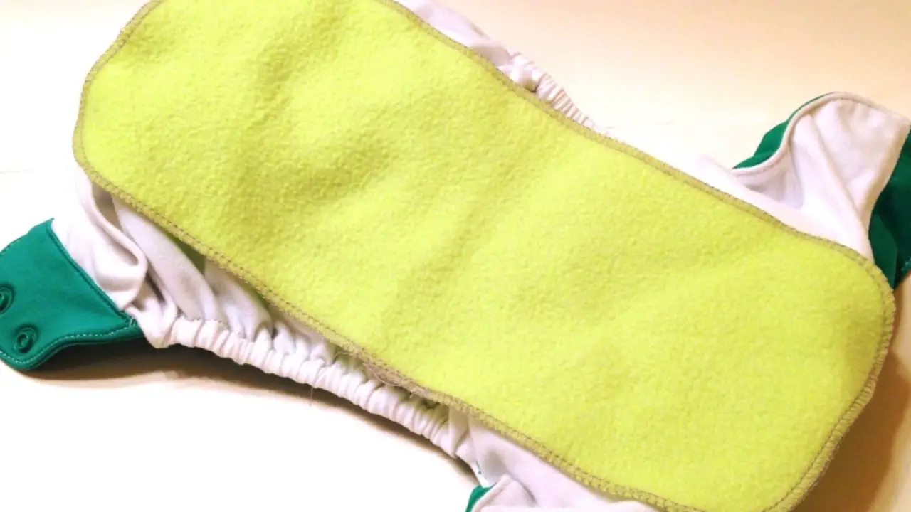 6 Tips On How To Pick Cloth Diaper Liners, Disposable & Reusable