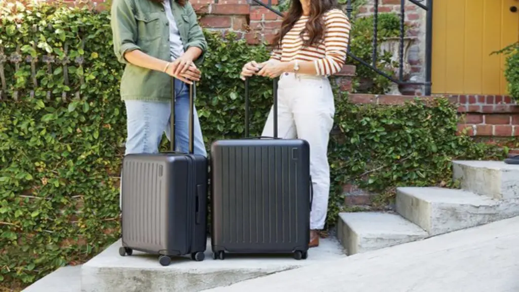 How Early Can You Check Luggage Before Departure At Airport - Explained