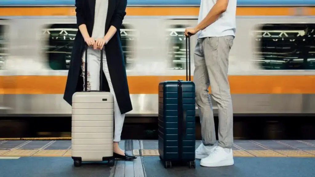 How To Choose Between Polypropylene And Polycarbonate Luggage