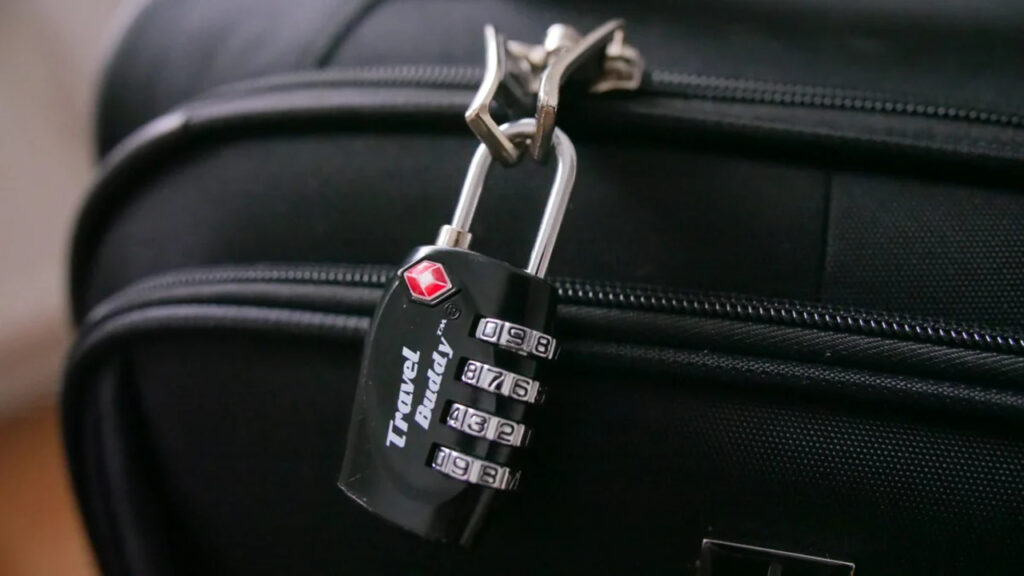 What To Consider When Choose Luggage Lock