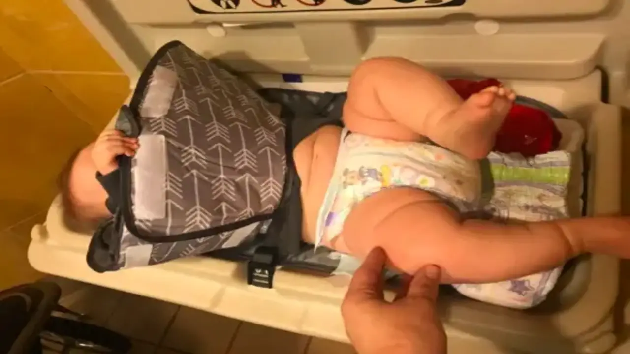 What To Do With Dirty Diapers While Traveling