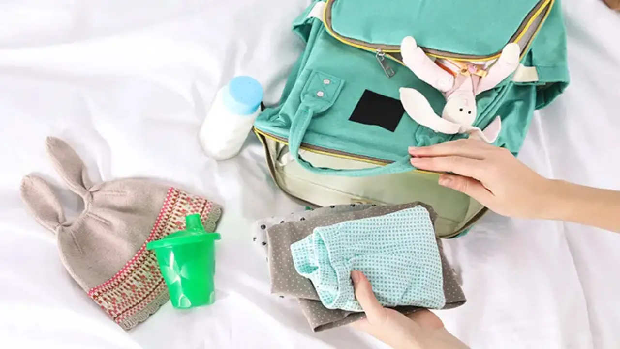 What To Pack In Your Baby Diaper Bag Essential Items
