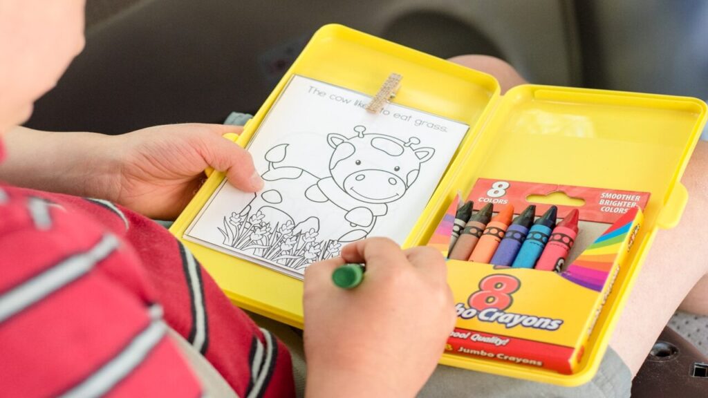 Why DIY Travel-Coloring Cases Are A Great Idea For Kids