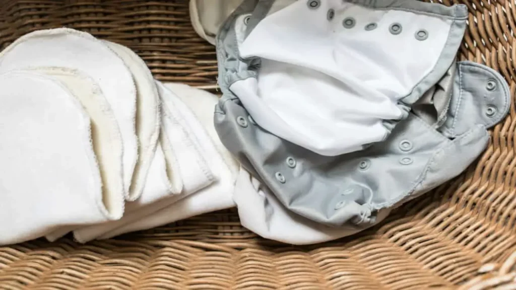 How To Use Cloth Diapers With Disposable Inserts - 5 Quick And Easy Steps