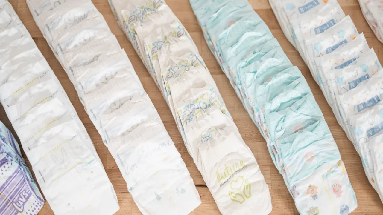 Cloth Vs Disposable Diapers Environment: The Better Choice?
